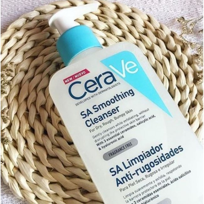 CeraVe SA Smoothing Cleanser Bumpy Skin